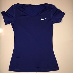 Nike top